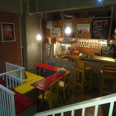 Shelter Hostel 玛琅 外观 照片