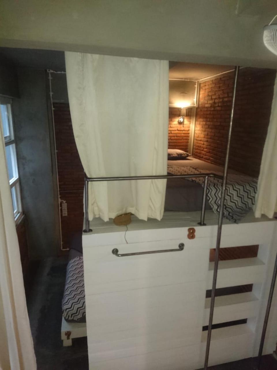 Shelter Hostel 玛琅 外观 照片