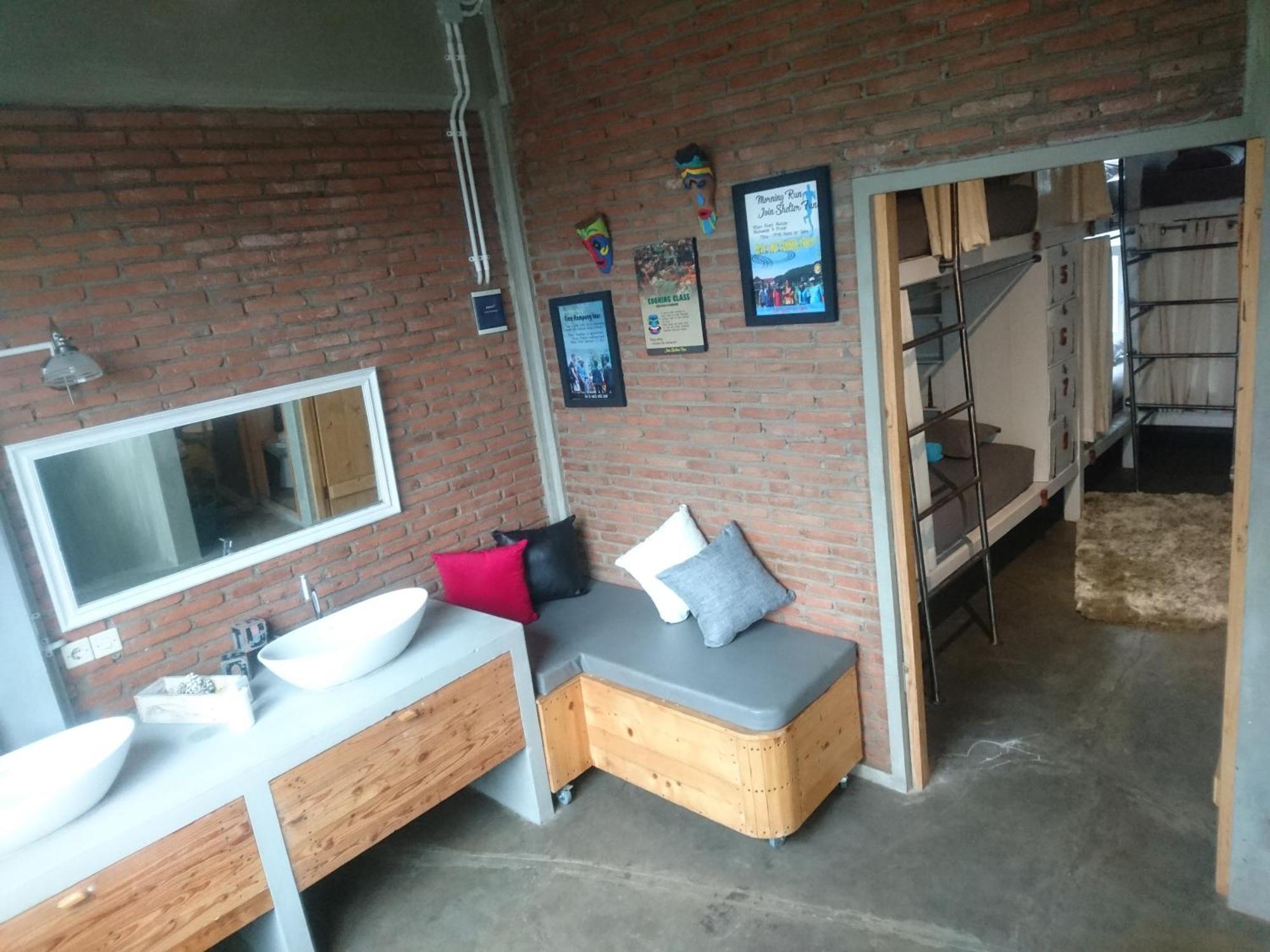 Shelter Hostel 玛琅 外观 照片